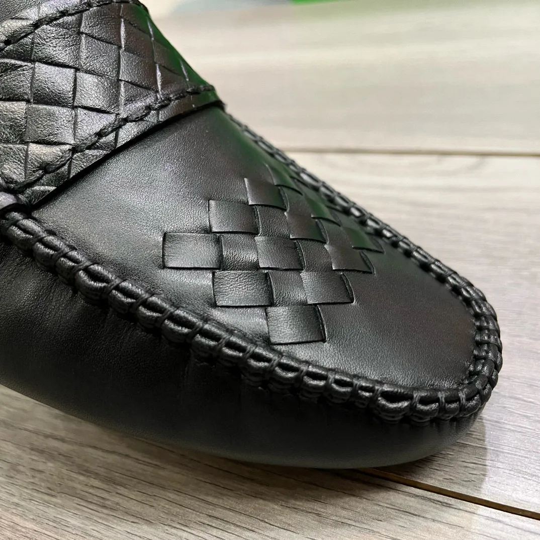 Factory price: 400💰BV new men's shoes original replica👉👉High-end men's casual beanie shoes/💞driving shoes! 🔊Upper imported cowhide woven, ☑️Sheepskin lining, one-step design, light and smart ☮☮Suitable for all kinds of travel, exclusive new style, real shot, size 38-44, (45 can be customized)